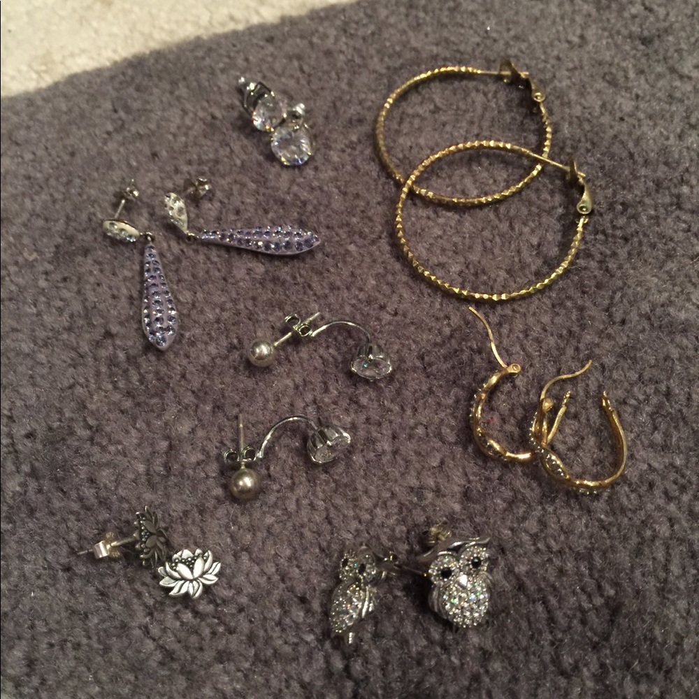 Seven pairs of amazing earrings!